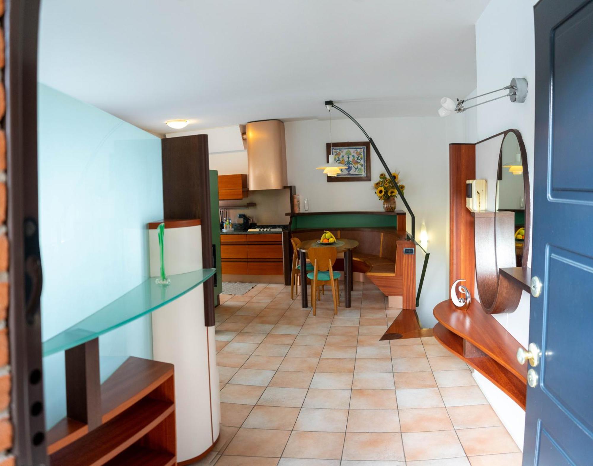 Hotel K'S House à Lecco Extérieur photo